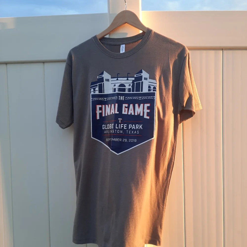 Texas Rangers Globe Life Park Final Game T-Shirt | Size M